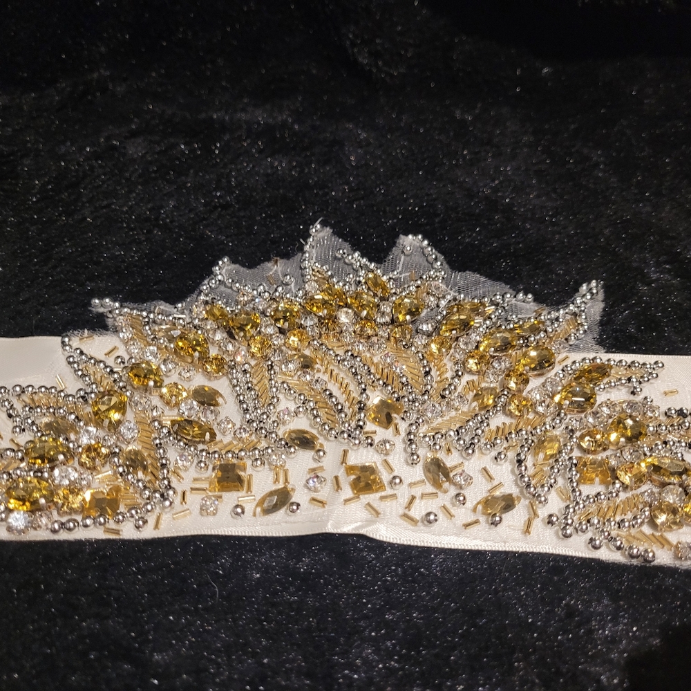 Beaded and sequined accent belt